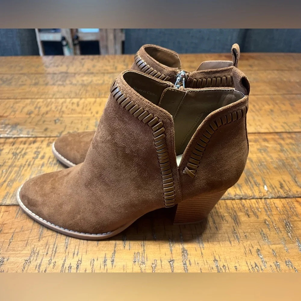 NEW Dolce Vita Ankle Boot